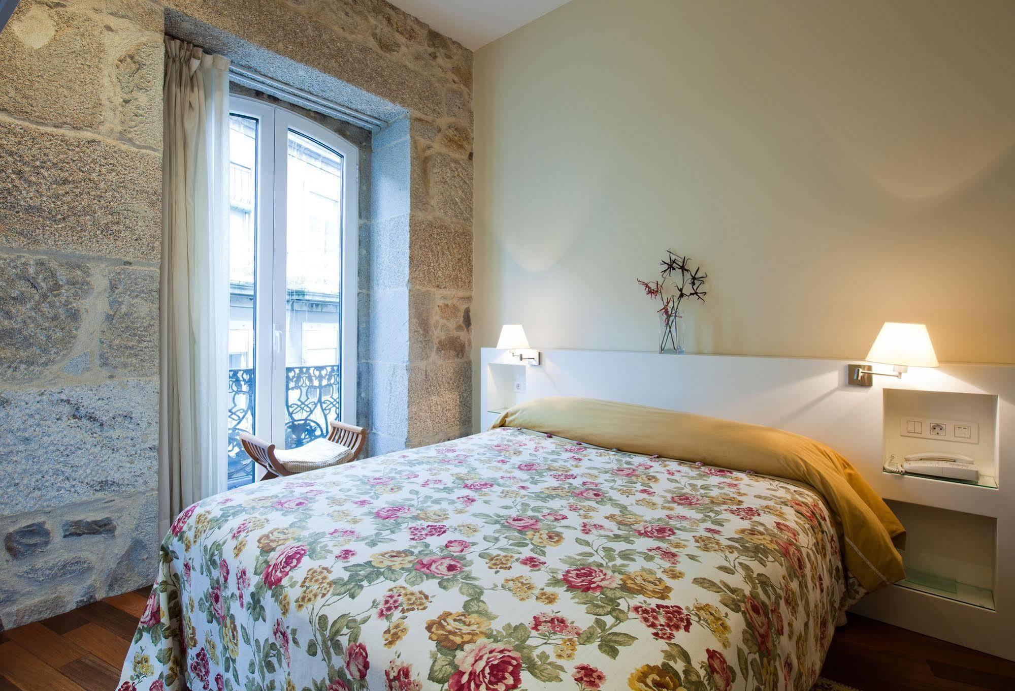 ויגו Hotel Puerta Gamboa מראה חיצוני תמונה