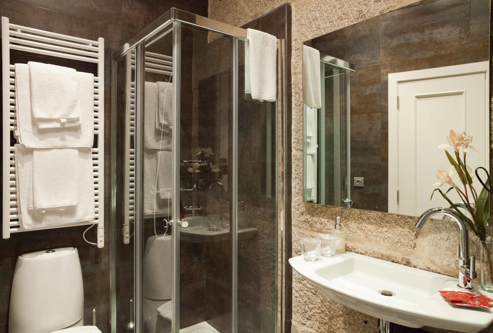 ויגו Hotel Puerta Gamboa מראה חיצוני תמונה