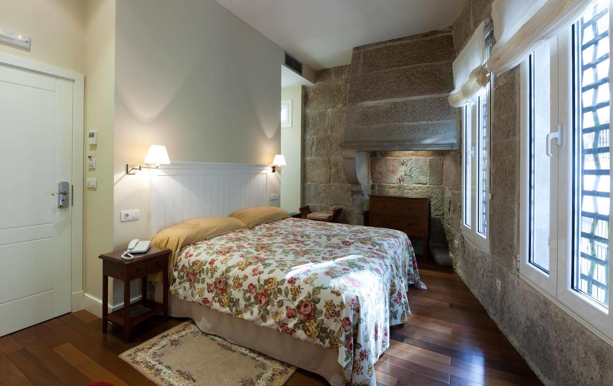 ויגו Hotel Puerta Gamboa מראה חיצוני תמונה